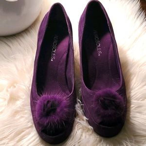 Beautiful Aerosoles Suede Heels size 7.5
